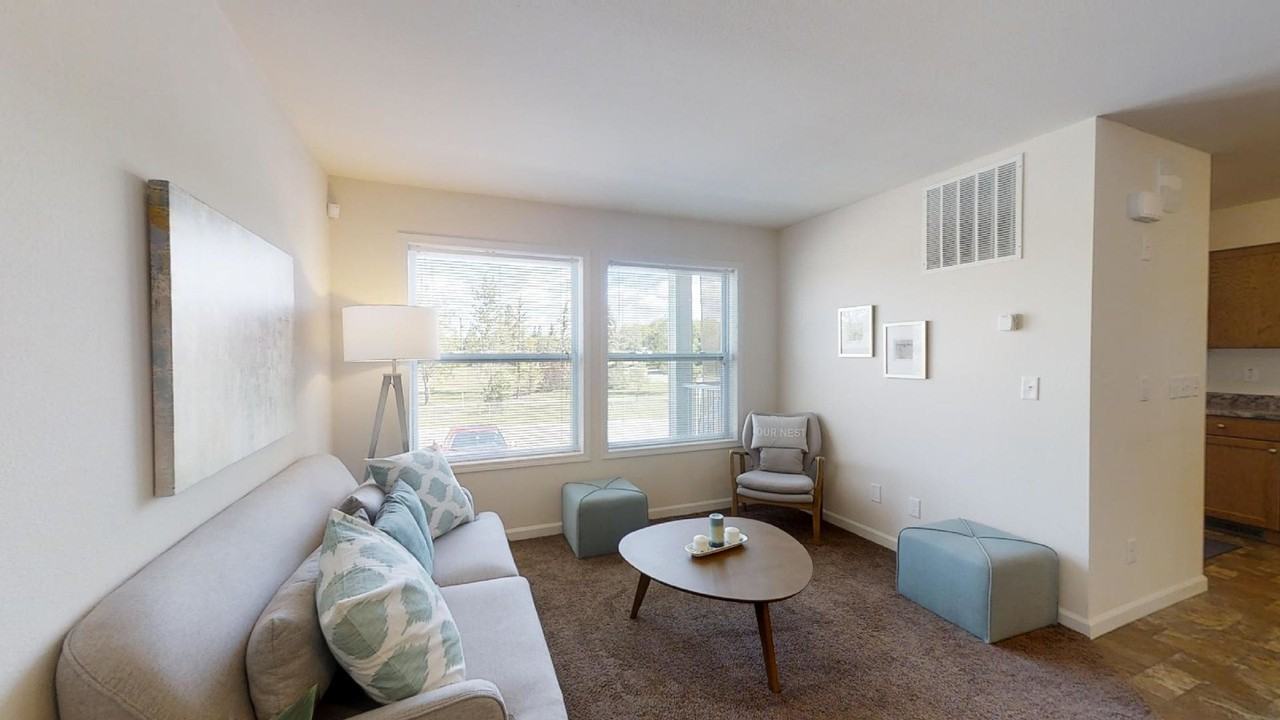 King Edward Apartments - Photo 3 of 15