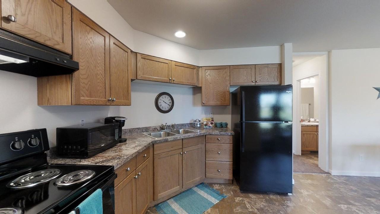 King Edward Apartments - Photo 5 of 15