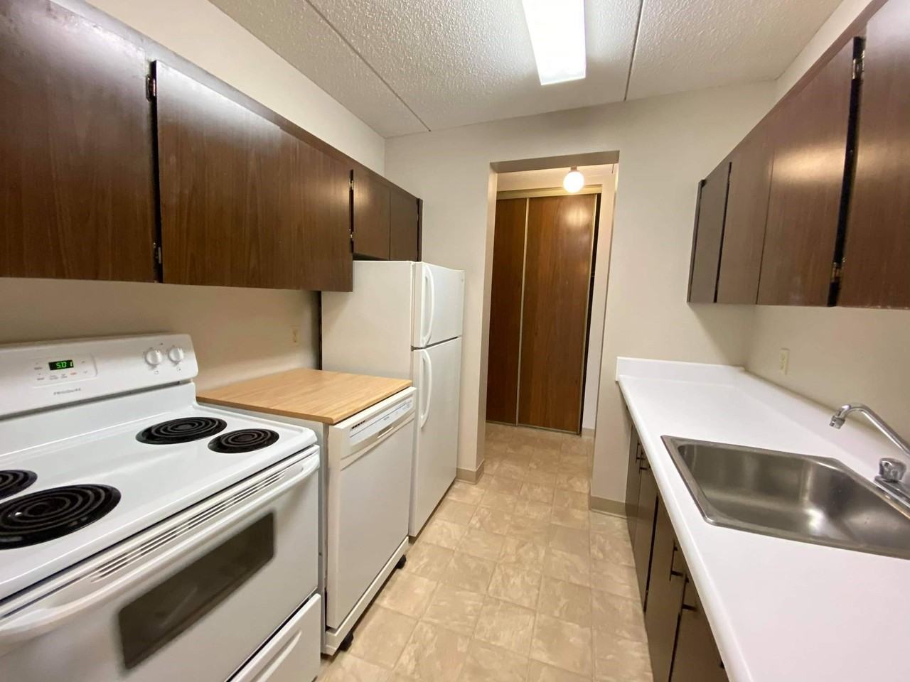 Village Square - Photo 4 of 10