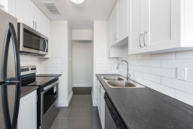 1619-1625 Dufferin Street - Photo 4 of 12