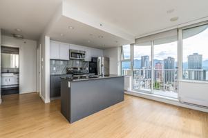 featured image of 1051 Broughton St