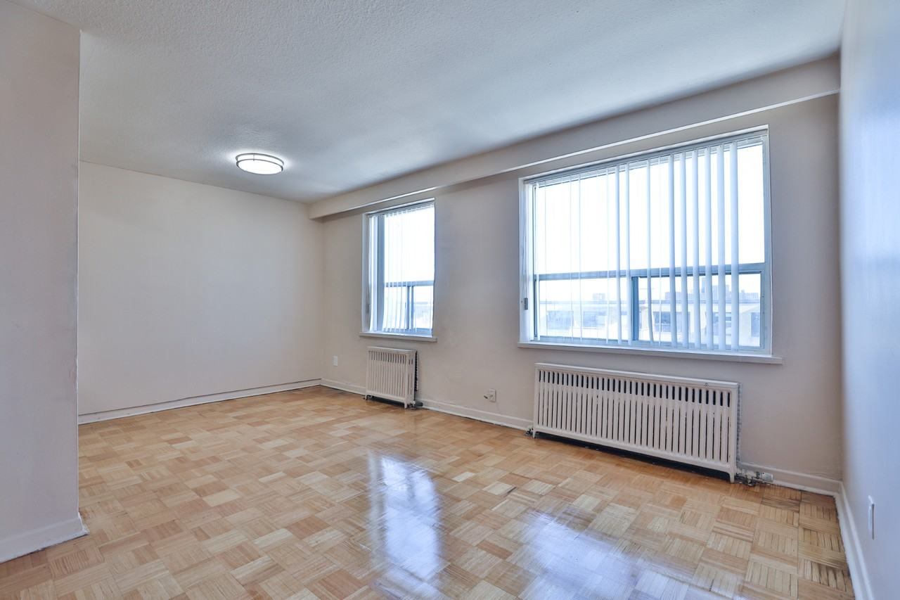 2223-2225 Eglinton Ave. E - Photo 5 of 24