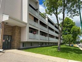 featured image of 3033 Sherman Dr