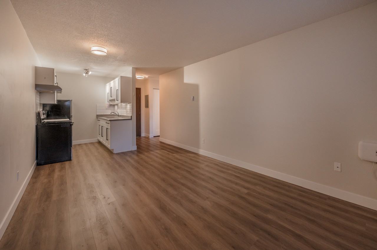 Monte Carlo Apartments - Photo 7 of 16