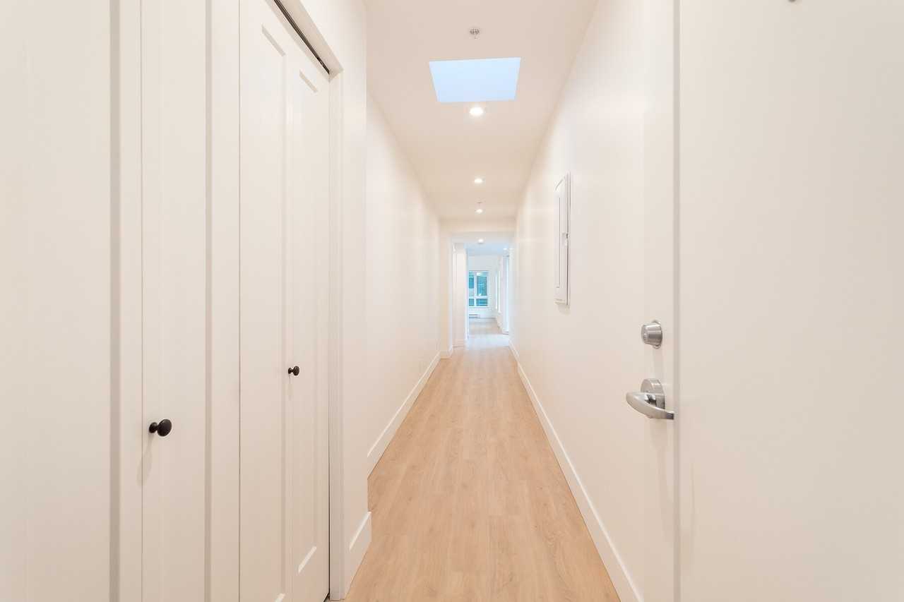 The Churchill - York Collection - Photo 3 of 9