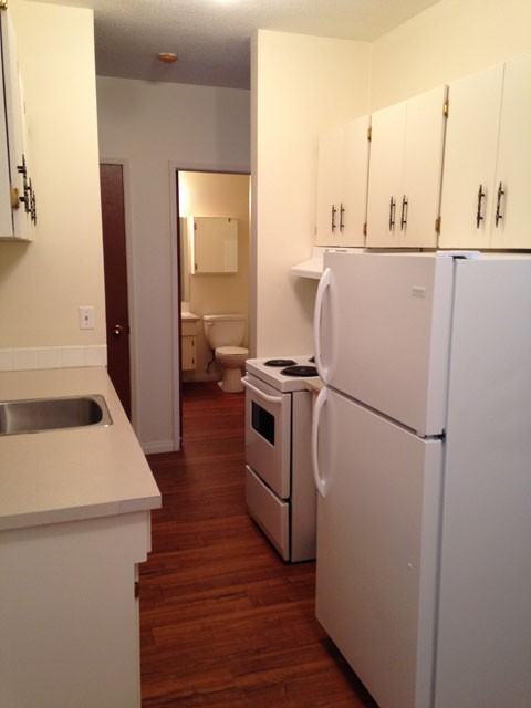 Fairview Manor - Photo 5 of 10