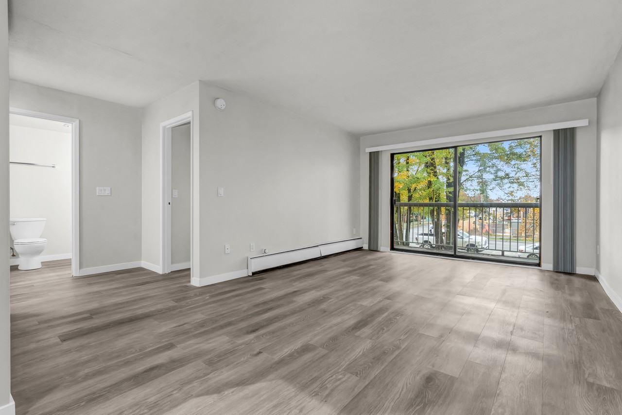 Cloverdale Apartments - Photo 7 of 20