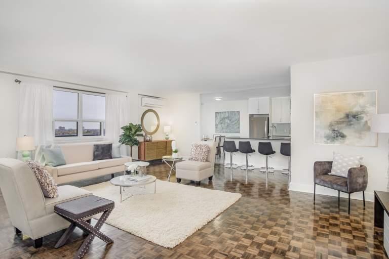 2 Regal Road - Photo 7 of 21