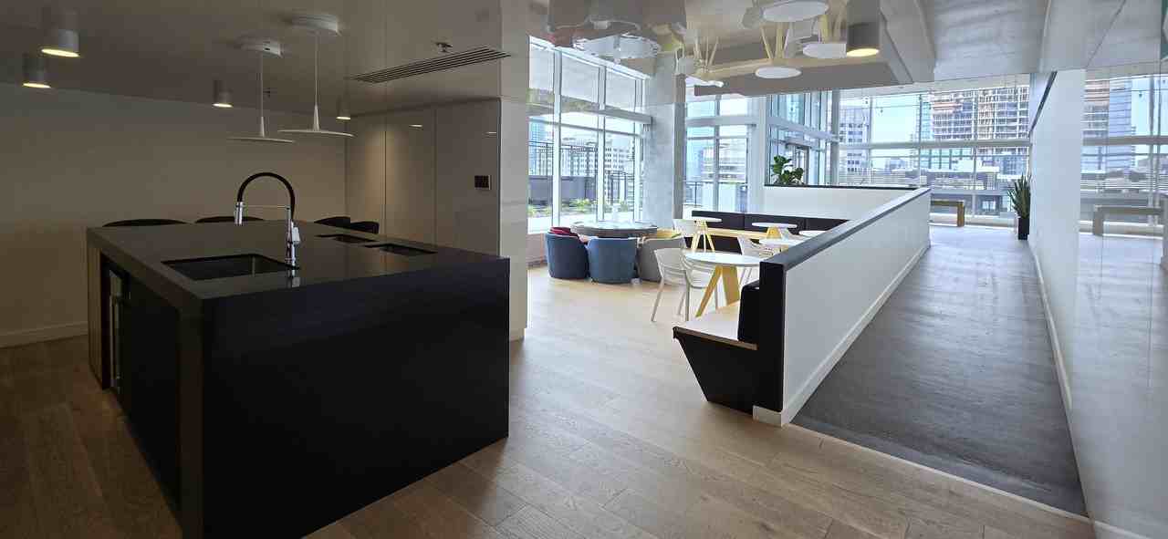 Furnished Executive Suite in Montreal | Prime Location - Photo 2 of 50