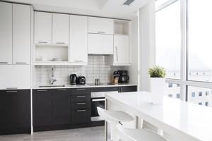 featured image of 199 Richmond St W