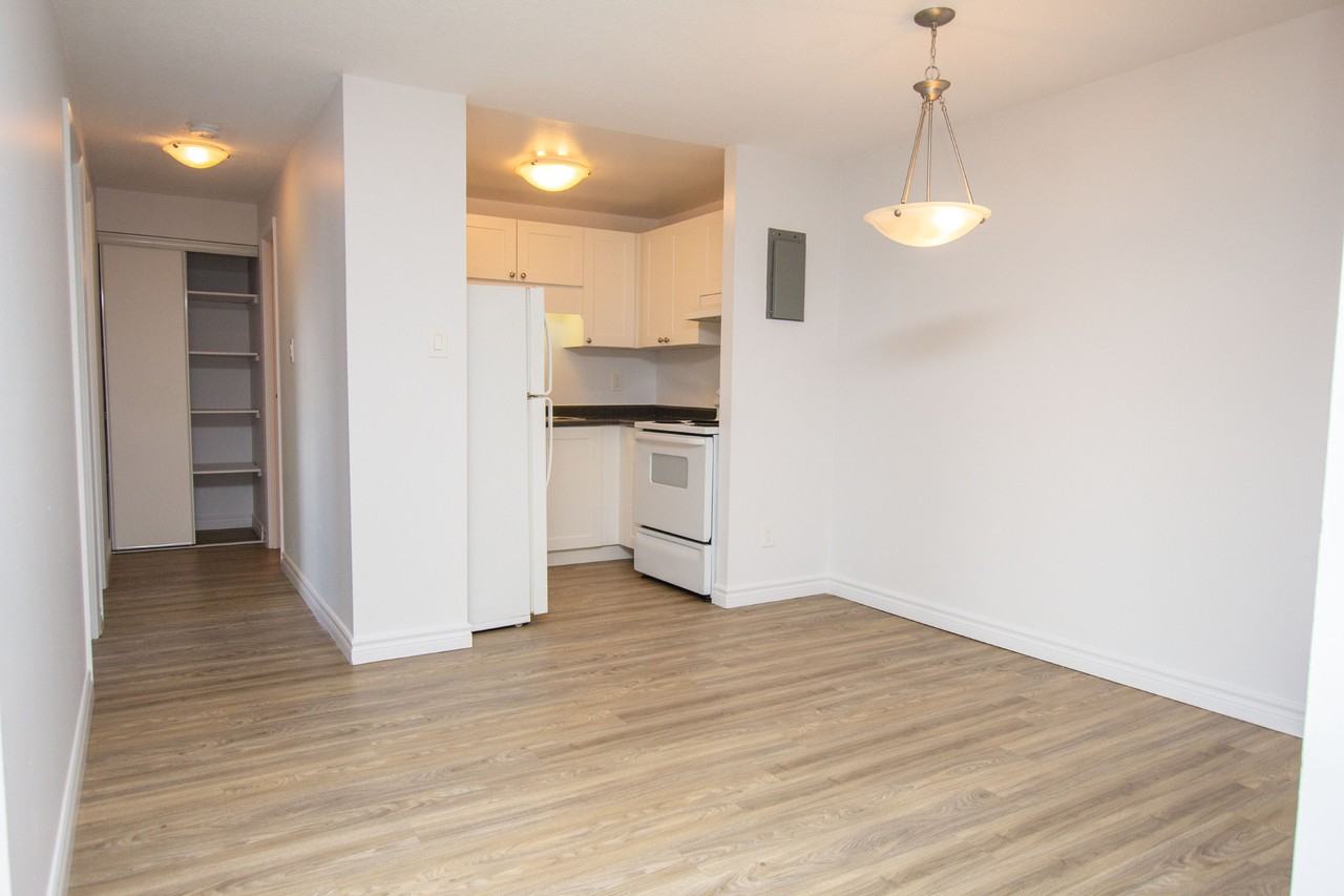 143 Woodside Avenue Apartments - Photo 6 of 10