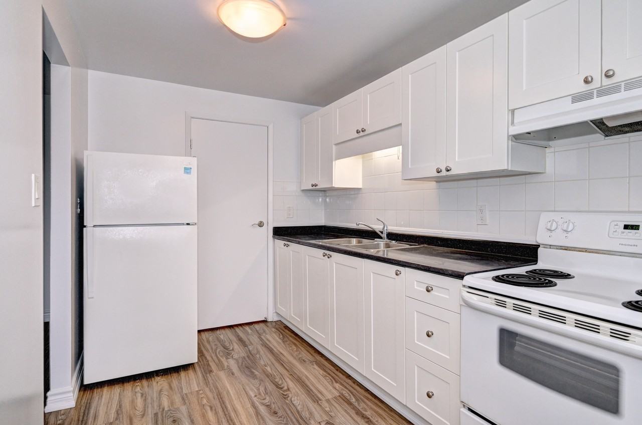 Brierdale Road Apartments - Photo 3 of 9