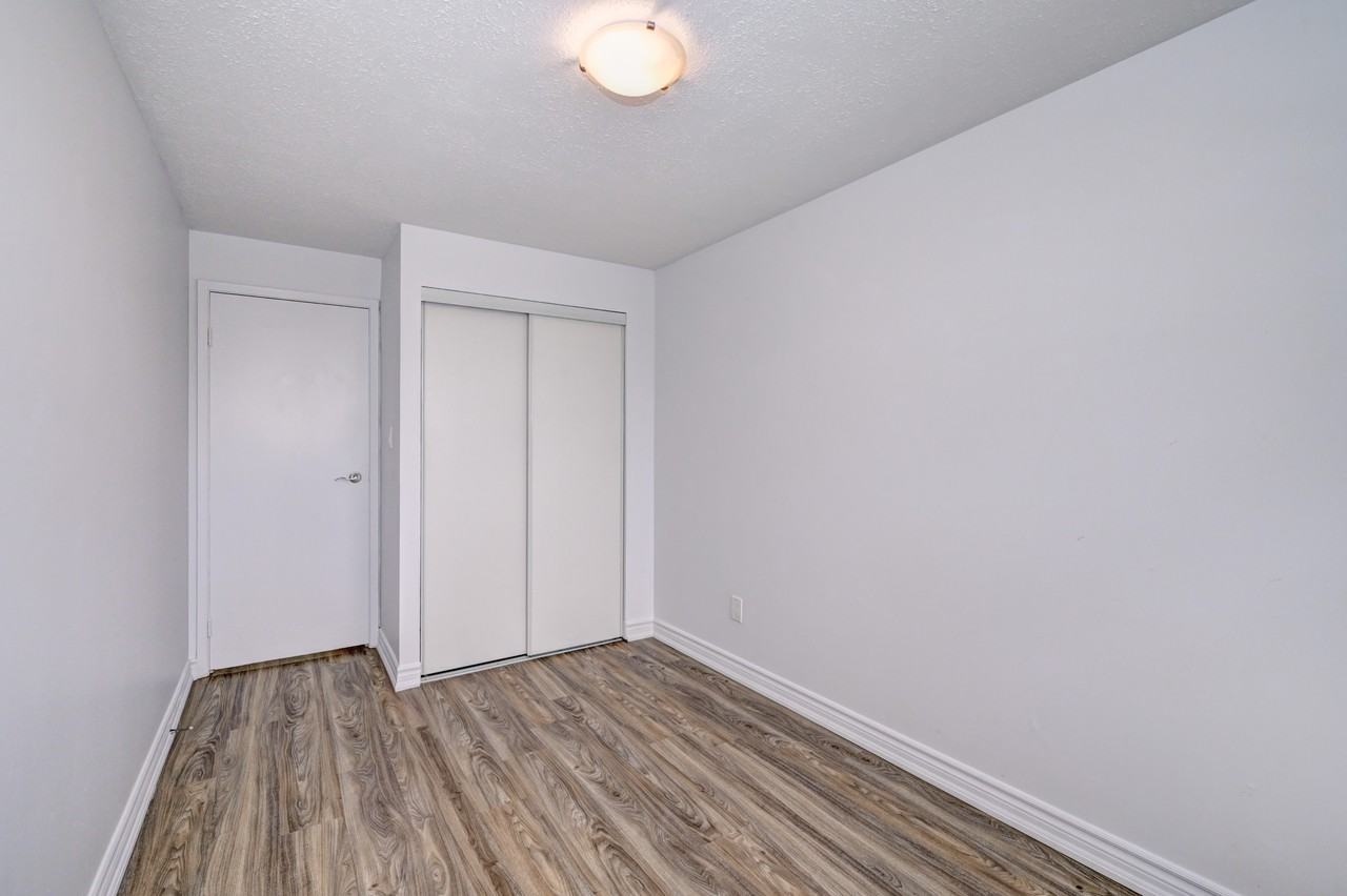 Brierdale Road Apartments - Photo 7 of 9