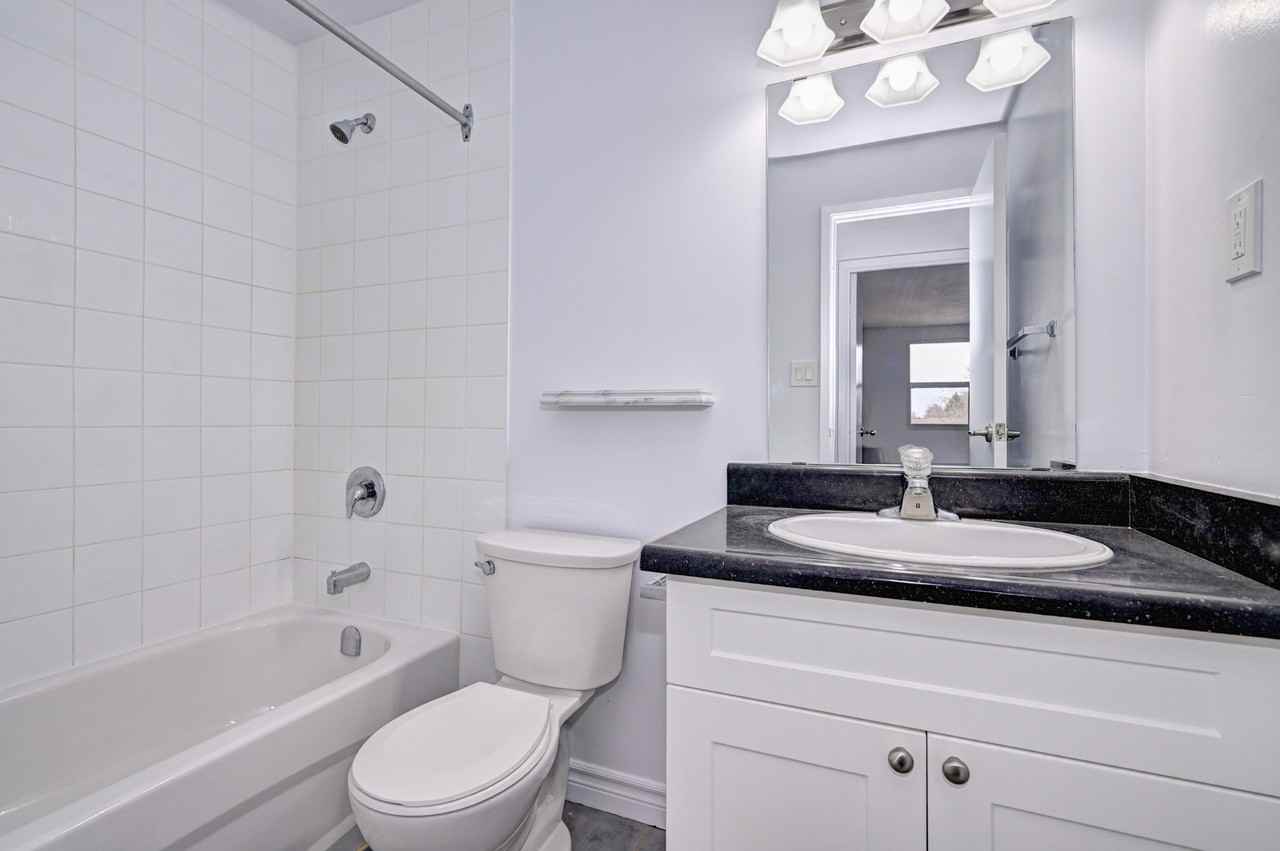 Brierdale Road Apartments - Photo 7 of 8