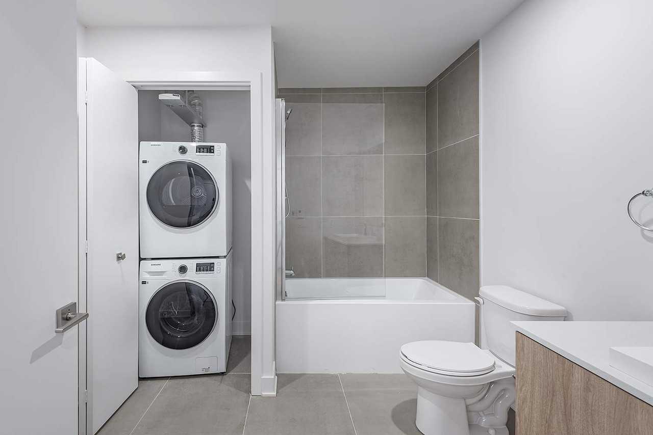 365 Av George-V — photo 3