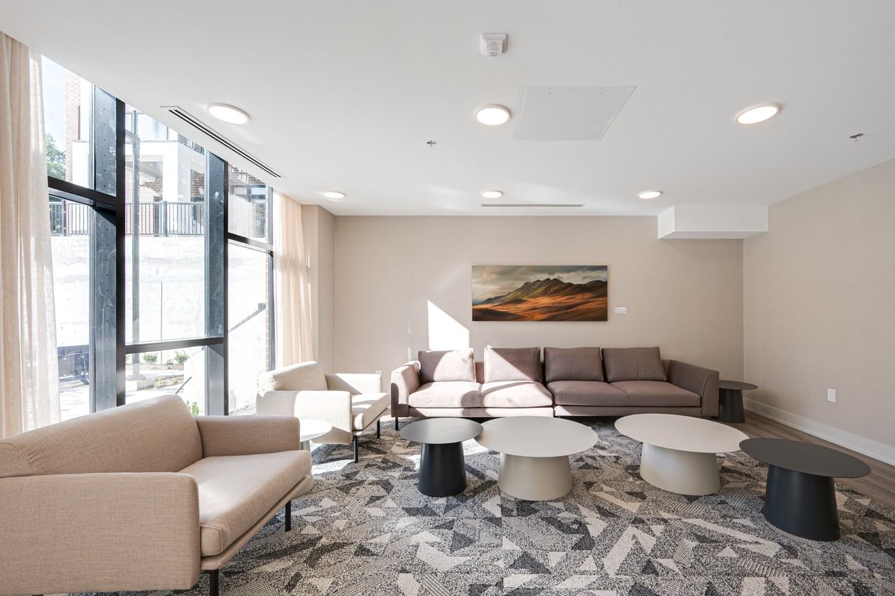 Daniels Keelesdale - Photo 5 of 50