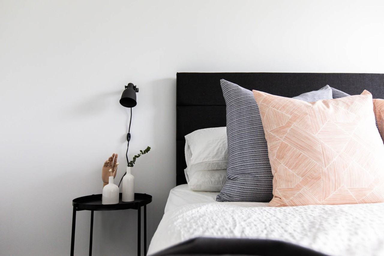 30 University Crescent - Photo 3 of 21