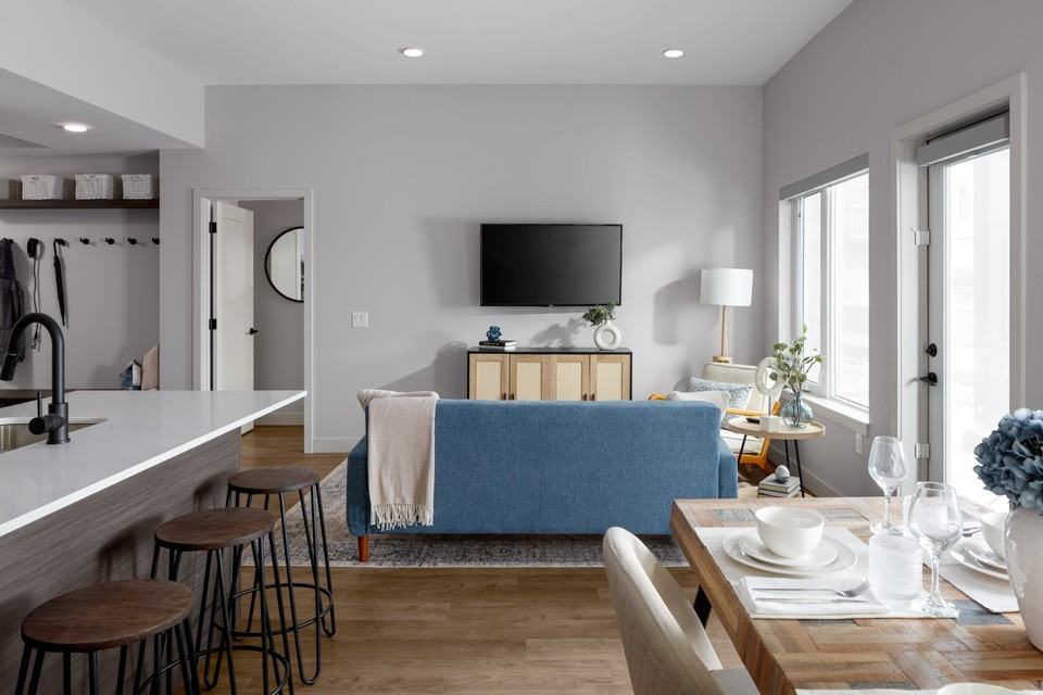 THE AMBROSI - Photo 6 of 50