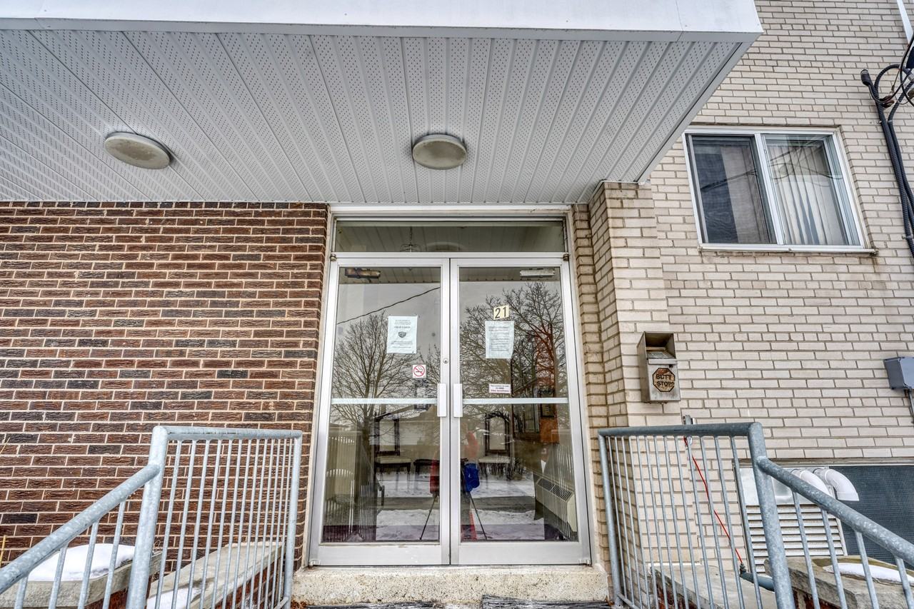 21 Raylawn Crescent Apartments in Georgetown - Photo 7 of 8