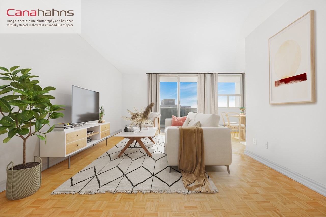 The Carillon Apartments for Rent in Mississauga - Photo 4 of 28