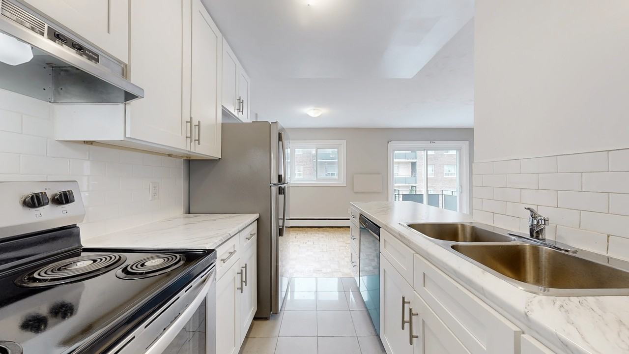 296 Grenfell Street - Photo 2 of 34