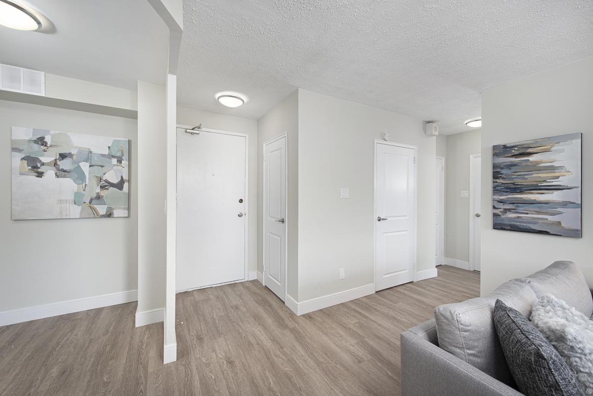 2050 Keele Street - Photo 6 of 34