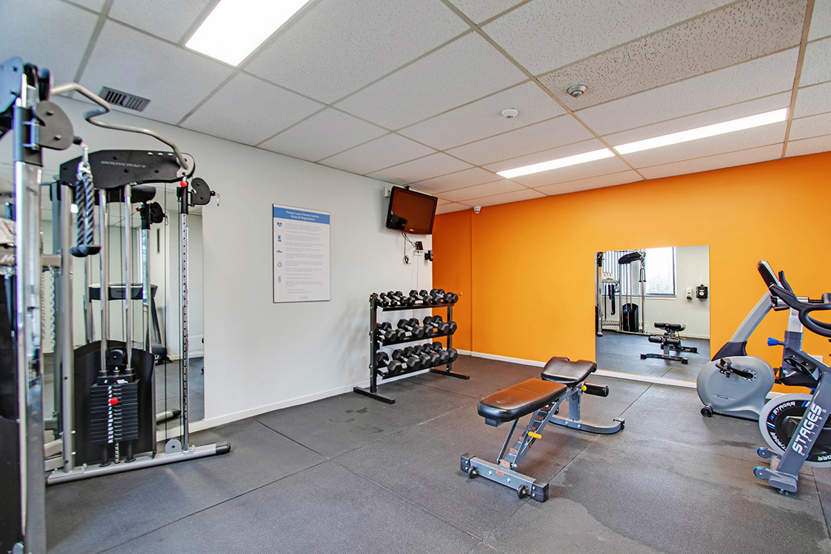 300 Antibes Drive - Photo 6 of 21