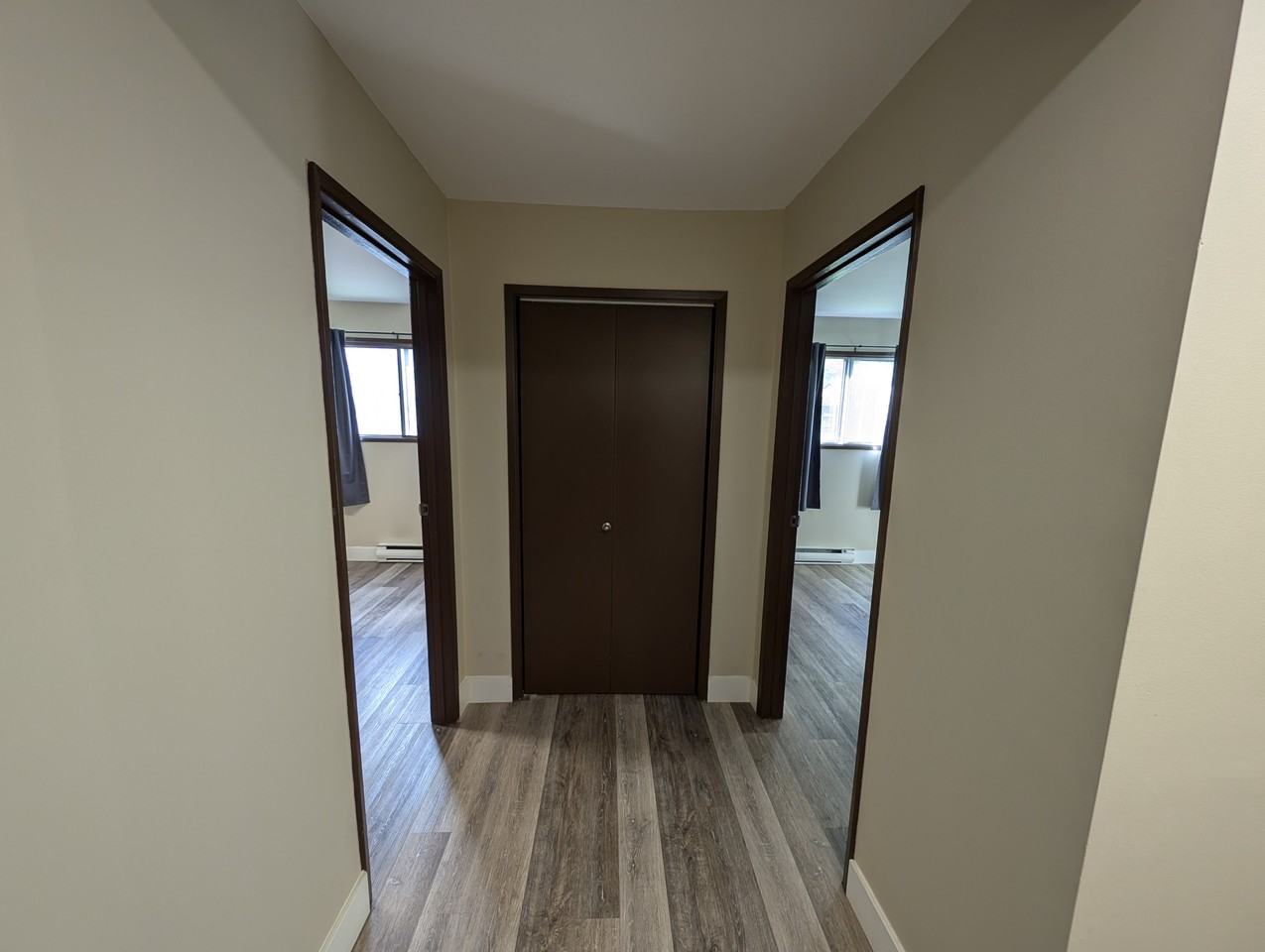 Chateau Gardens - Photo 6 of 22