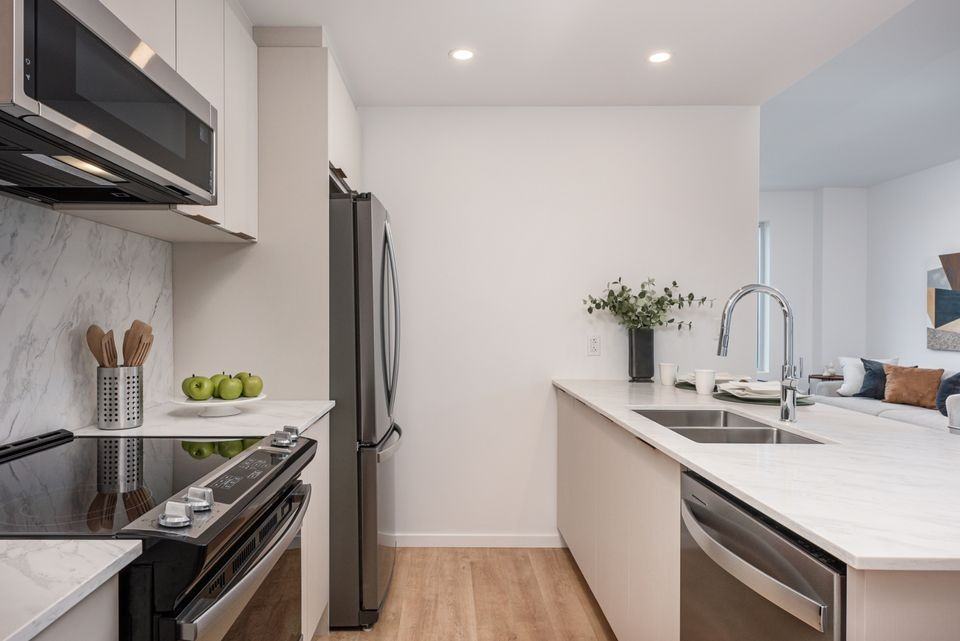 Westbury - Photo 2 of 34