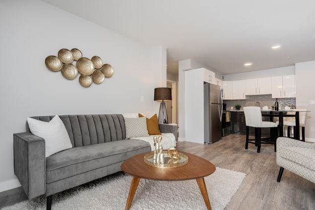 Urban Square - Photo 3 of 13