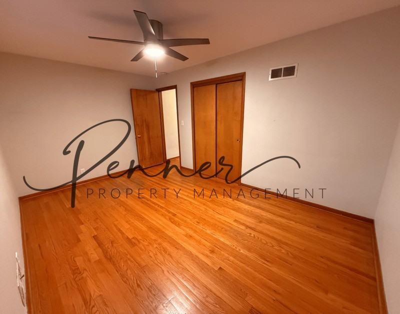 714 S Main St - Photo 5 of 9