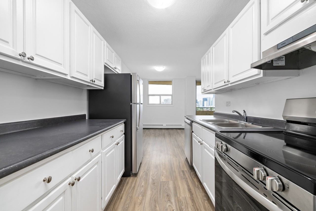 Riverside Towers - Photo 3 of 10