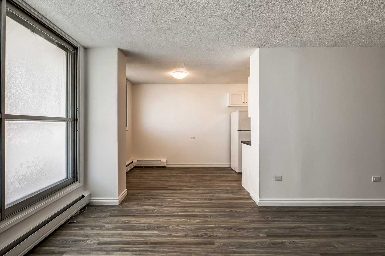 Riverside Towers - Photo 4 of 10