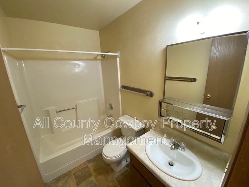 3330 Joanna Brunner Dr #B11 - Photo 4 of 7