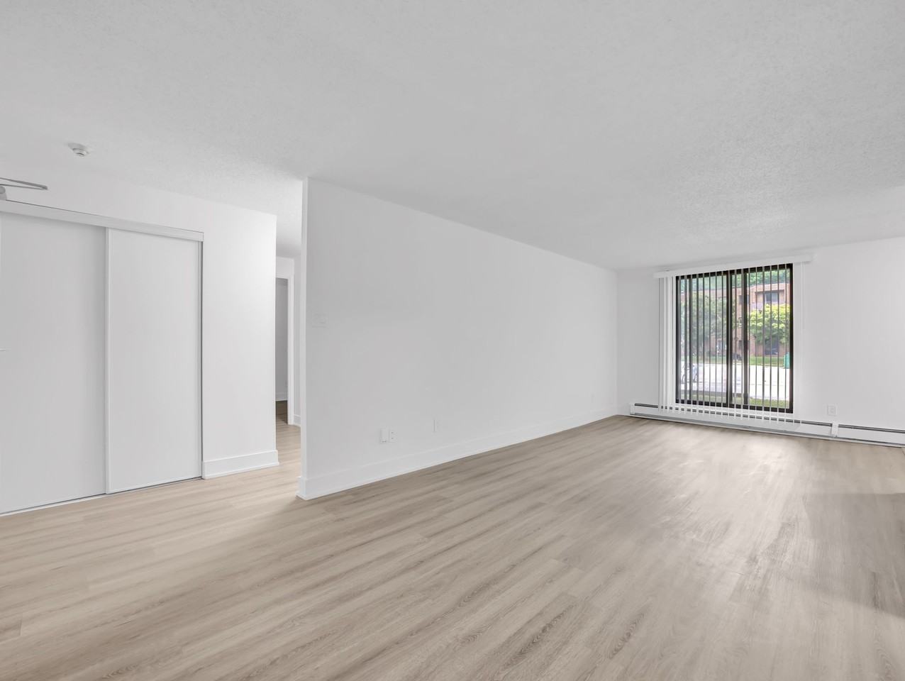 252/256 St Andrews Apartments - Photo 7 of 19