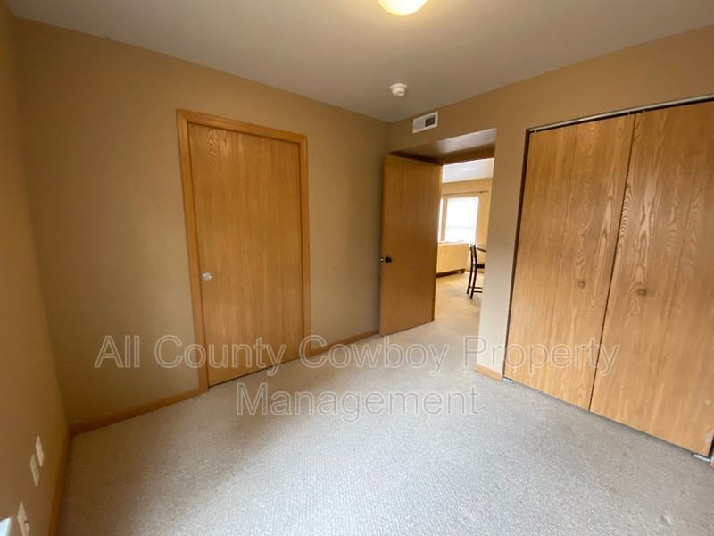 621 Mitchell St #5 - Photo 6 of 9