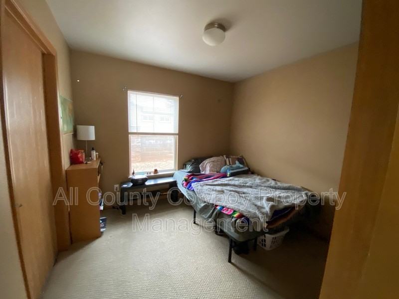 621 Mitchell St #5 - Photo 7 of 9