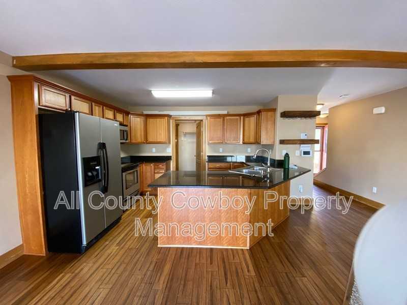 4123 Moraine St - Photo 2 of 16
