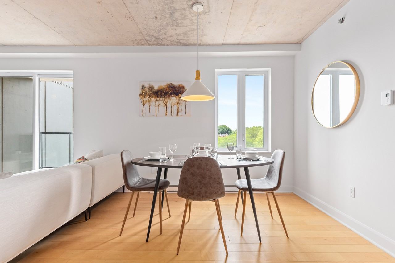 3280 Cavendish - Photo 5 of 11