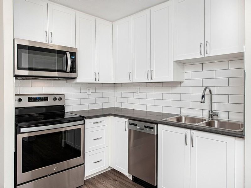 Mary Apartments - Photo 4 of 9