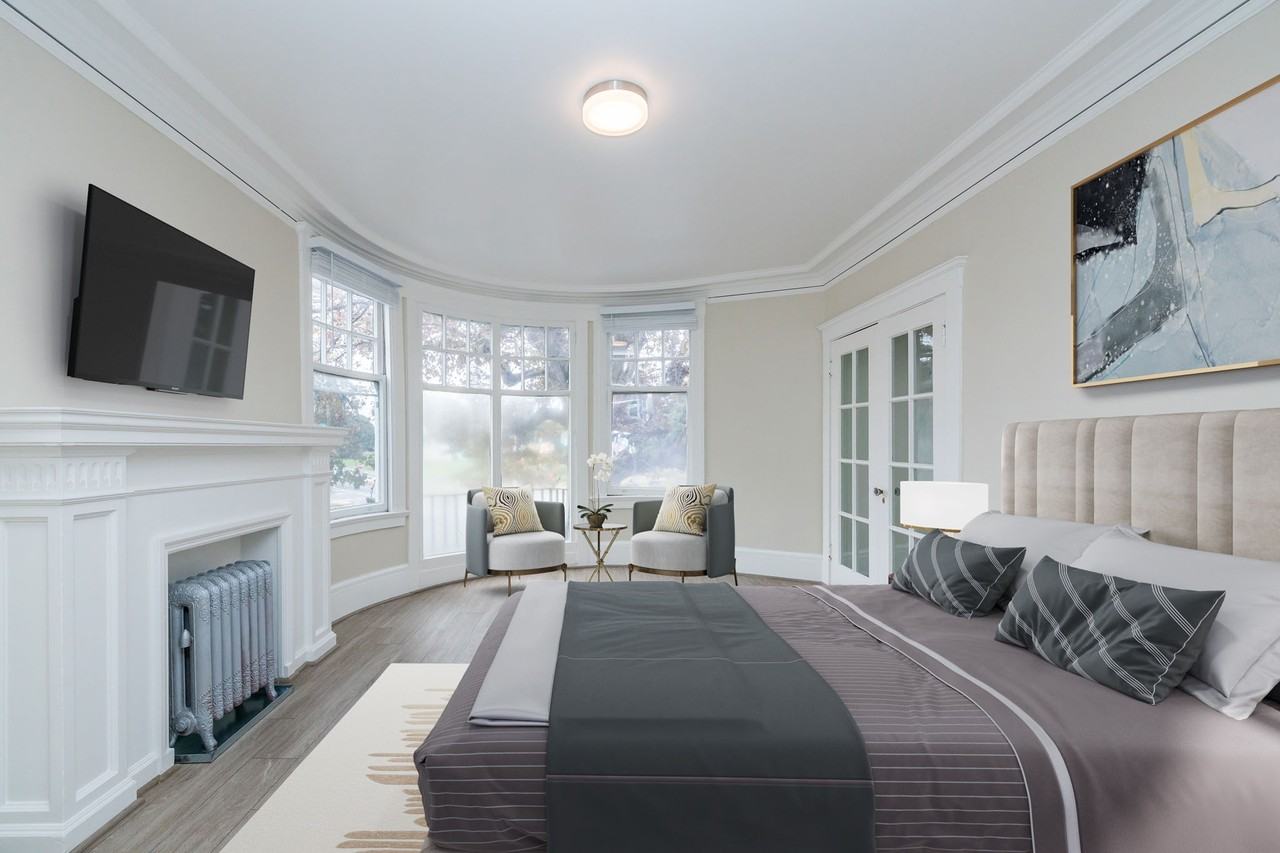 240 Grand - Photo 3 of 18