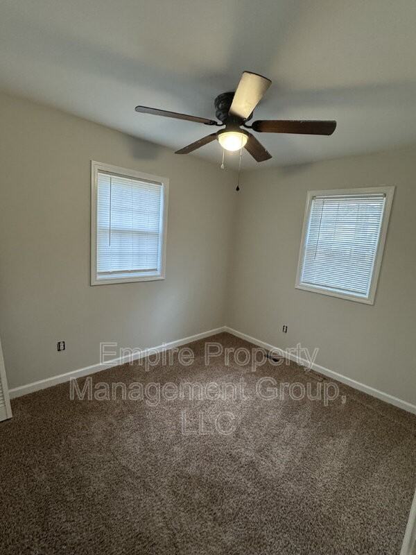 103 Yorkshire Dr - Photo 6 of 8