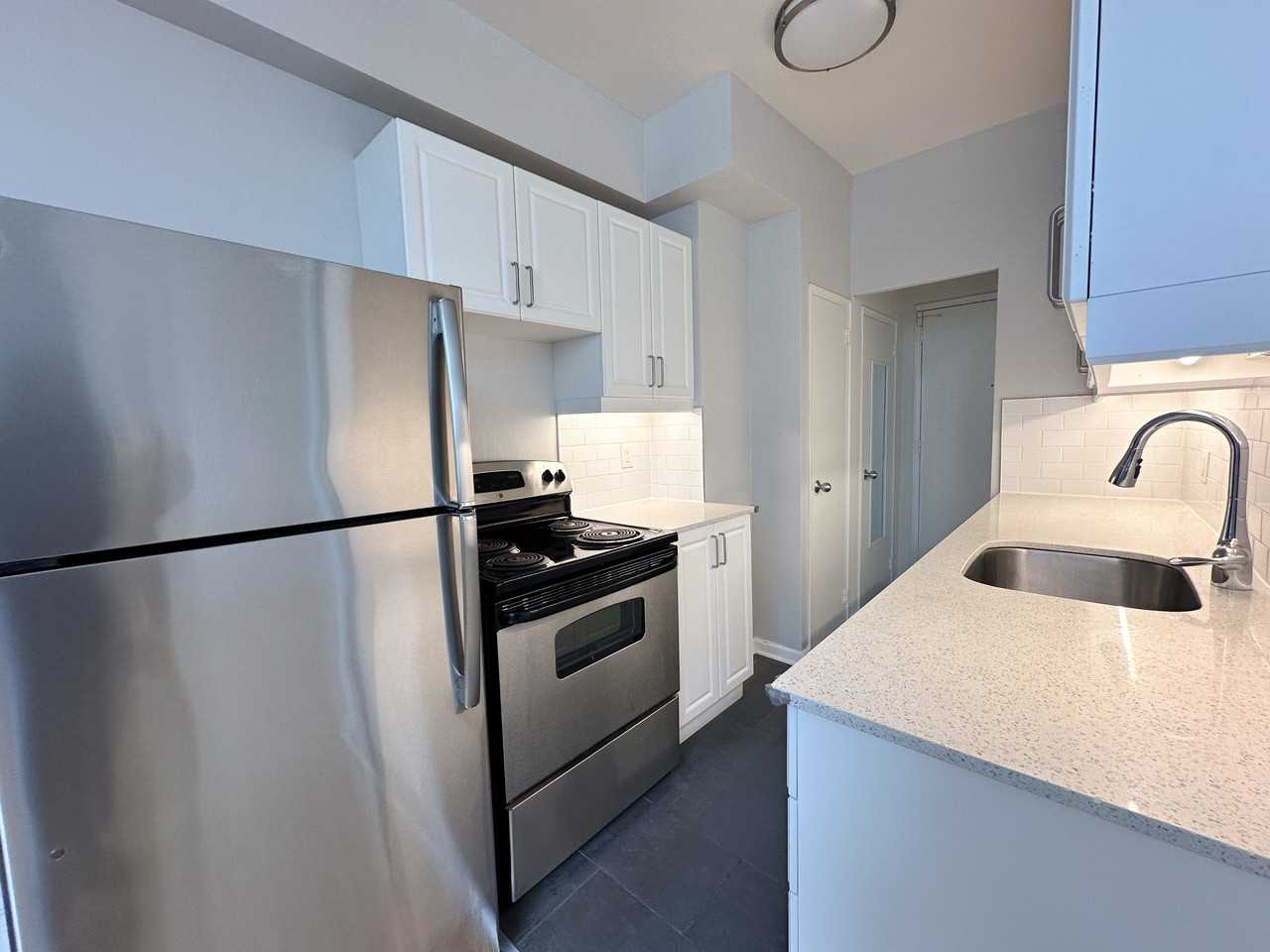 Belvedere Apartments - Photo 5 of 27