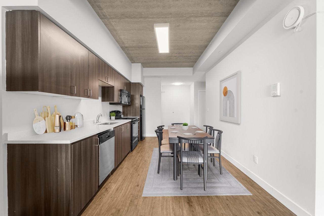 167 King Street North - Photo 3 of 11