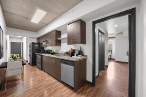 featured image of 21 Columbia St W