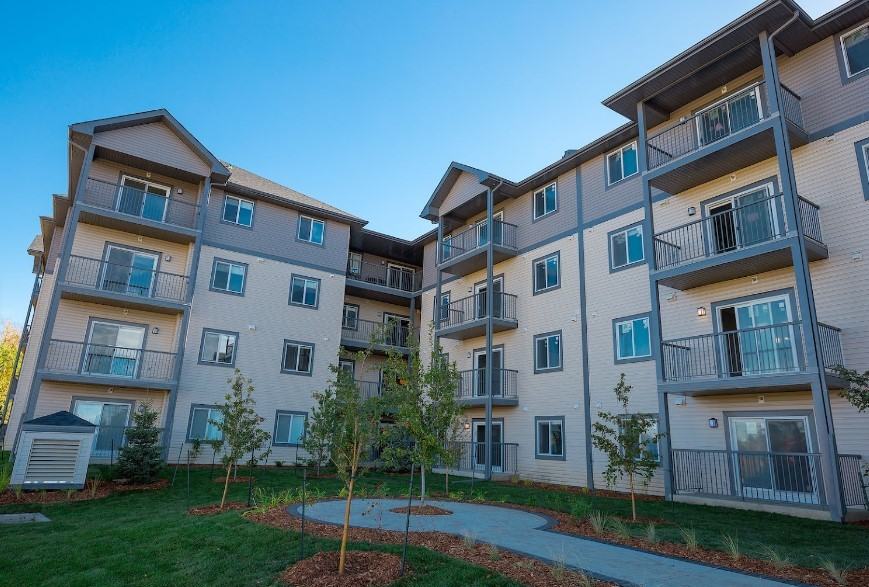 Entro Condos - Photo 2 of 14