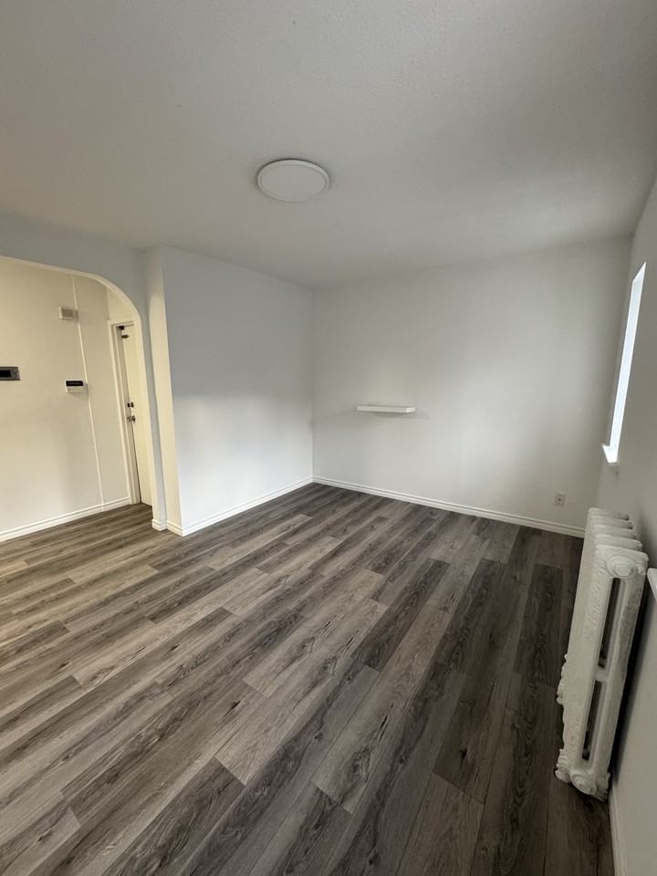 1075 Yonge Street - Photo 2 of 13