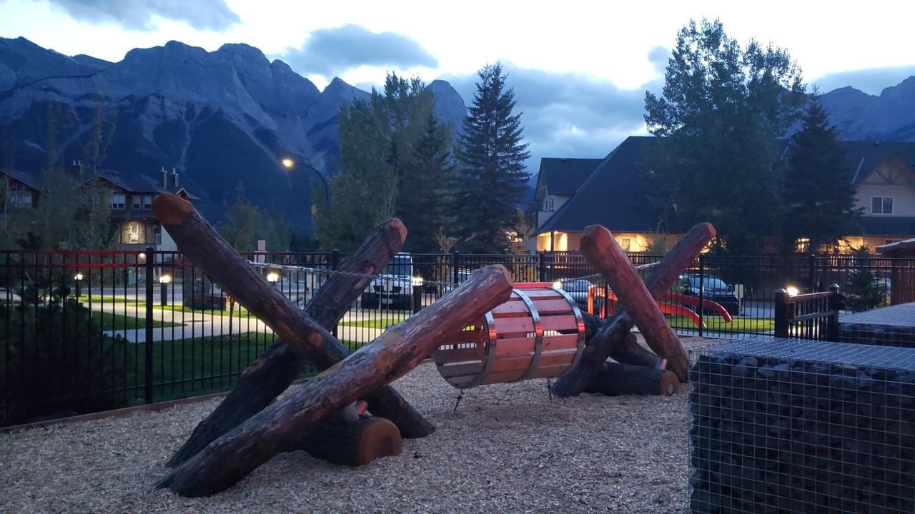 VUE Canmore - Photo 7 of 18