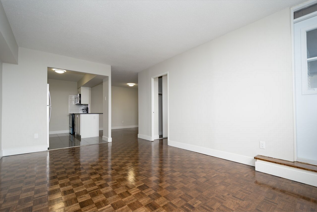 145 & 147 Wellington St. - Photo 3 of 13