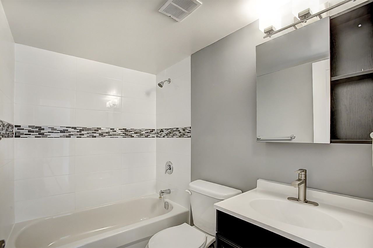 186 Church Street, East - Photo 5 of 19